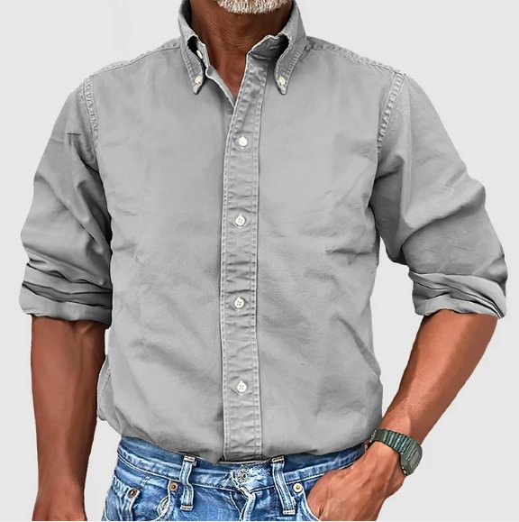 https://cdn.shopify.com/s/files/1/0807/0745/3272/files/ronald-klassisk-langarmad-skjorta-sundberg-stockholm-817586_eef198c5-91f1-497b-a3c8-eed7c988357a.jpg?v=1758634944