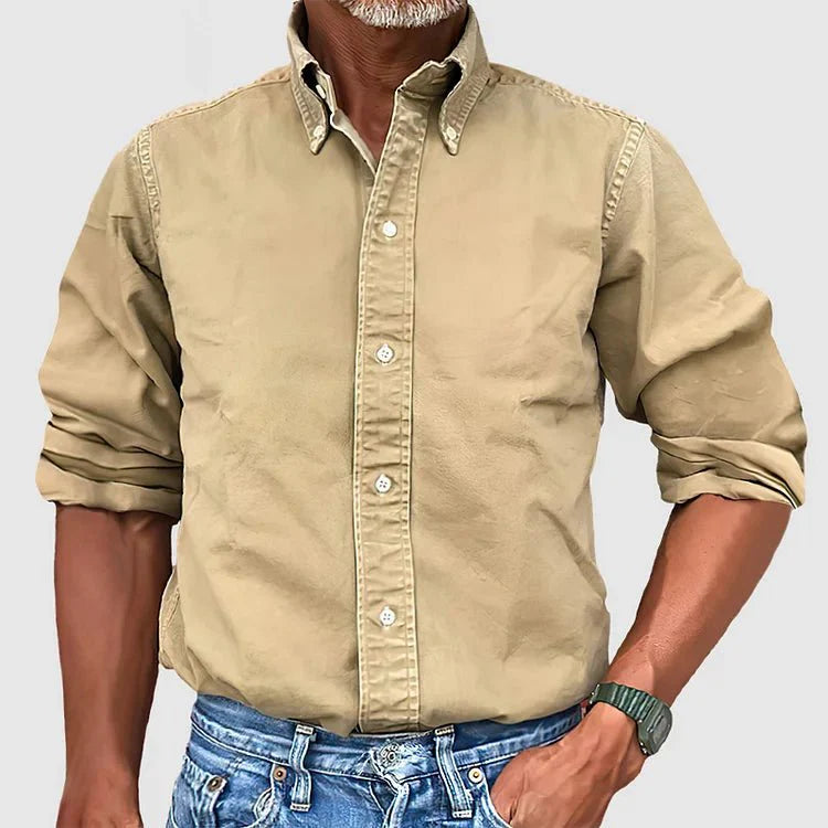 https://cdn.shopify.com/s/files/1/0807/0745/3272/files/ronald-klassisk-langarmad-skjorta-sundberg-stockholm-974336_02956a78-c4bc-491b-a9bb-7380b3f81369.jpg?v=1758634944